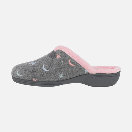 Open heel house slippers for women in gray with moon and star detail