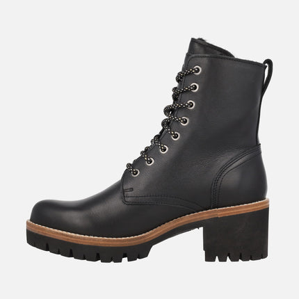 Padma heeled boots in black leather with laces and fur lining