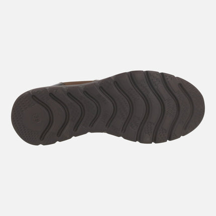 Zapatos deportivos multi material con membrana impermeable