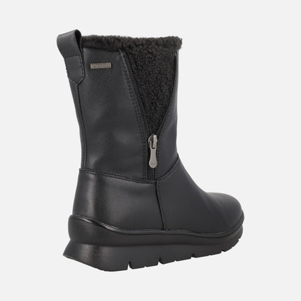 Botas de piel de caña baja con membrana impermeable y detalle de cremallera