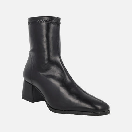 Wide-heeled ankle boots in elastic leather-effect fabric with ECO DRY system
