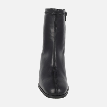 Wide-heeled ankle boots in elastic leather-effect fabric with ECO DRY system