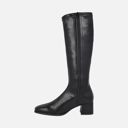 Wide-heeled high-top boots with zipper in elastic fabric