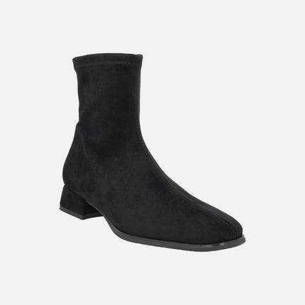 Botines de tacón bajo en tejido elástico efecto ante con Eco Dry