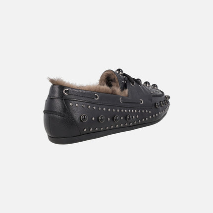 MOCHA Boating style shoes with fur inside and appliqués