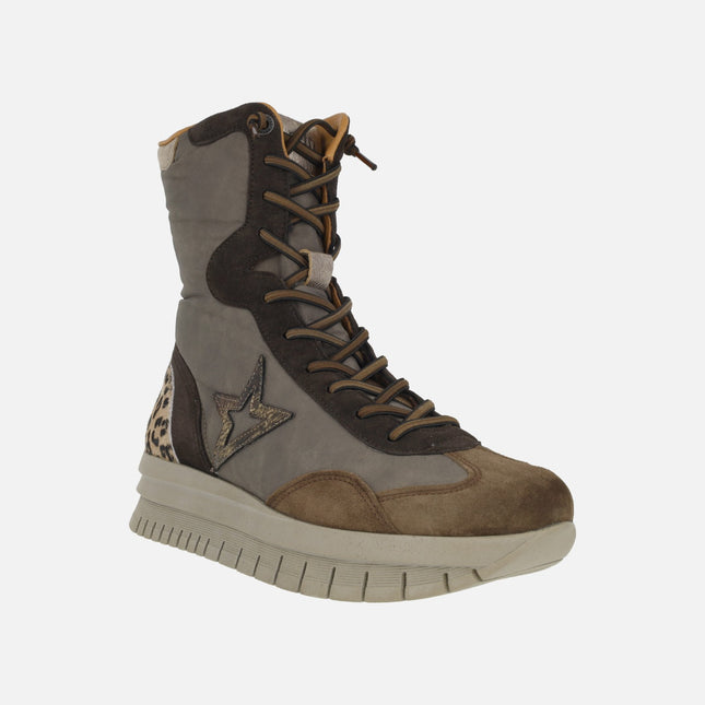 Deportivos abotinados estilo boxing con plataforma en combinado cacao