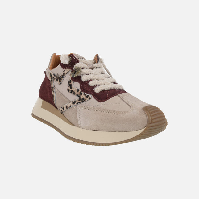 Women's sneakers in beige and burgundy combination with bicolor outsole