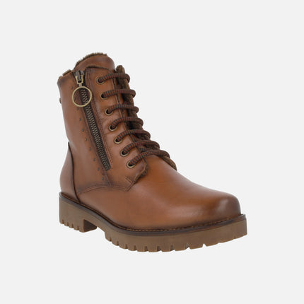 Botines de piel con cordones y forro de pelo