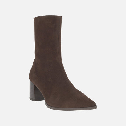 Women's ankle boots in brown suede with medium heel