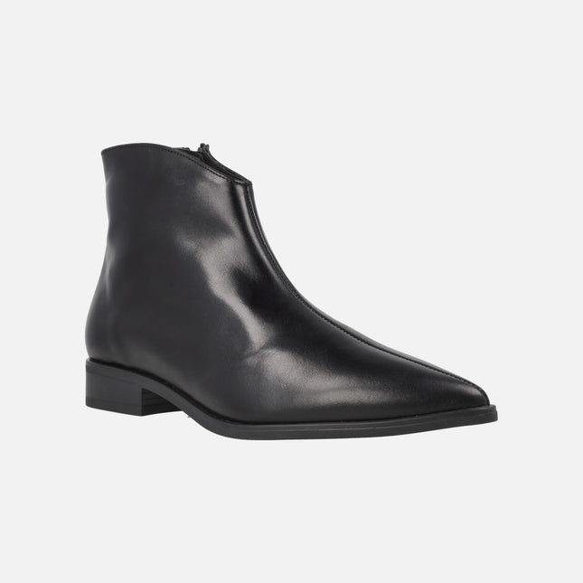 Botines lisos de Barminton con costura central y tacon bajo