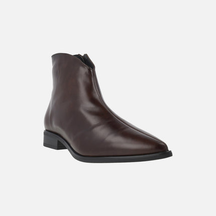 Plain Barminton ankle boots with central seam and low heel