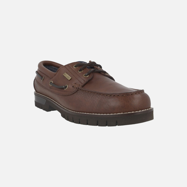 Men's boating shoes with waterproof membrane