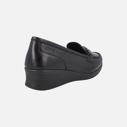 Women's comfort shoes in black leather with decoration and wedge