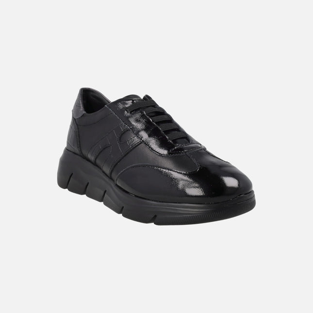 Zapatillas deportivas en combinado negro con cierre elástico