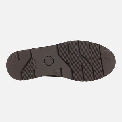Lace-up blucher shoes in brown suede with blue laces
