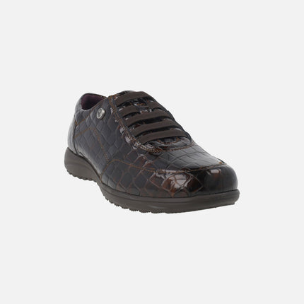 Zapatos deportivos en coco charol con cordones elásticos