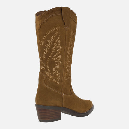 Botas de serraje estilo cowboy con dibujos pespunteados