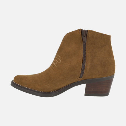 Cowboy style ankle boots in suede with embroidery detail