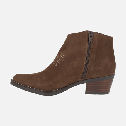 Cowboy style ankle boots in suede with embroidery detail