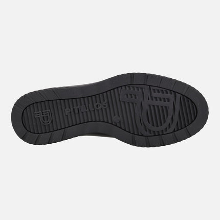 Women's lace-up shoes in black patent leather 