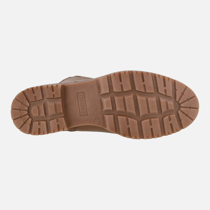 Low-top comfort boots in embossed leather with fur lining