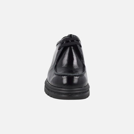 Zapatos blucher de cordones para mujer en charol negro