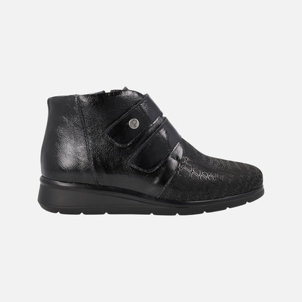SPECIAL WIDTH ankle boots with velcro closure
