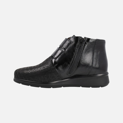 SPECIAL WIDTH ankle boots with velcro closure