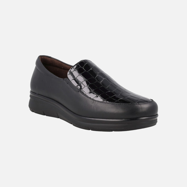 Mocasines confort de piel con copete en grabado coco