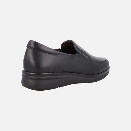 Comfort leather loafers with croco print