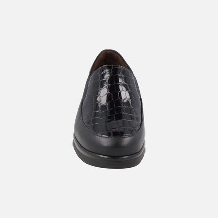 Comfort leather loafers with croco print