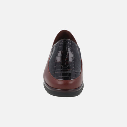 Comfort leather loafers with croco print