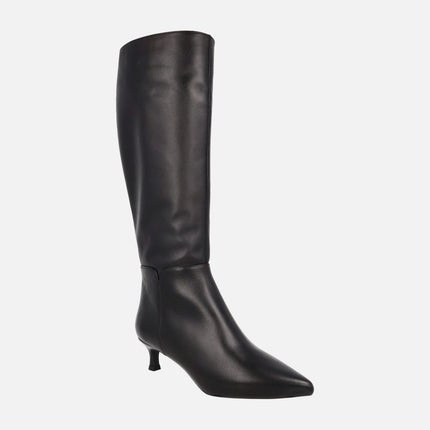 Botas altas de piel con punta afilada y tacón fino INVER