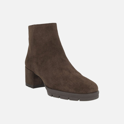 Jaydi brown suede ankle boots with wide heels and platform