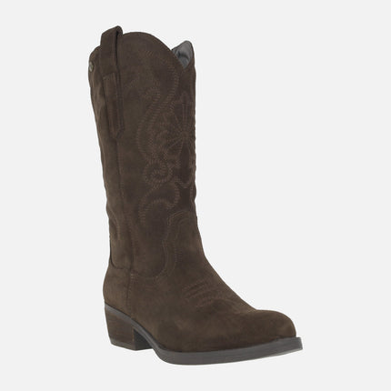 Botas de serraje estilo cowboy con bordados