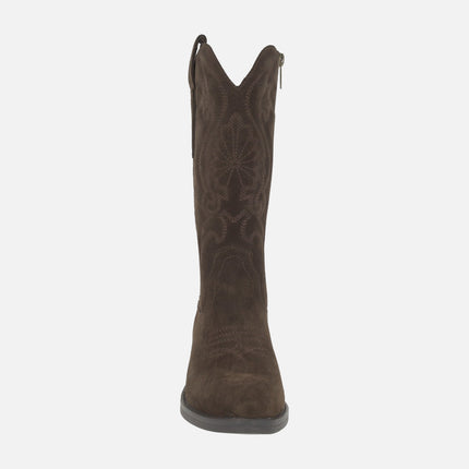 Botas de serraje estilo cowboy con bordados
