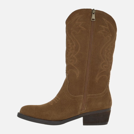 Botas de serraje estilo cowboy con bordados
