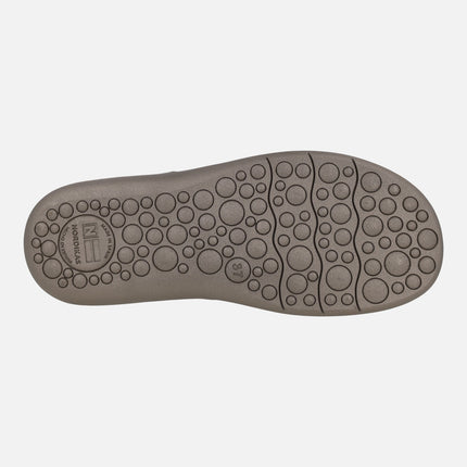 Barefoot house slippers for women in red suede TOP LINE