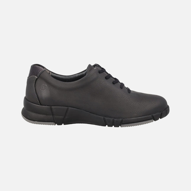 Comfort sneakers for women in black leather with lace closure