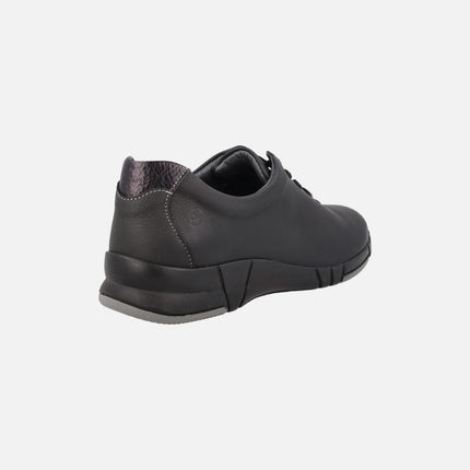 Comfort sneakers for women in black leather with lace closure