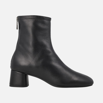 Black Asti leather ankle boots with 5 cm heels