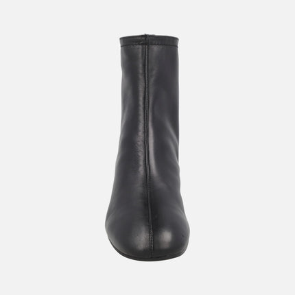 Black Asti leather ankle boots with 5 cm heels