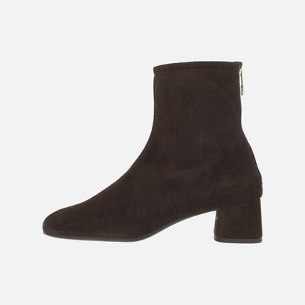 Asti dark brown suede ankle boots with 5 cm heels