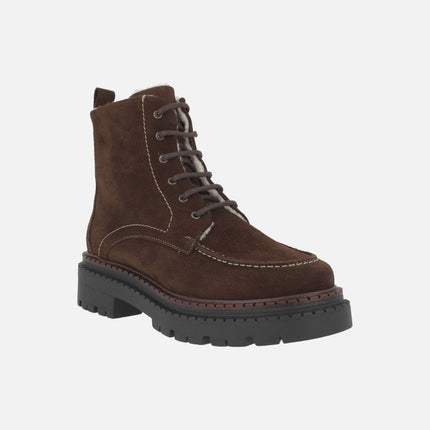 Lace-up ankle boots in brown suede with sheepskin lining