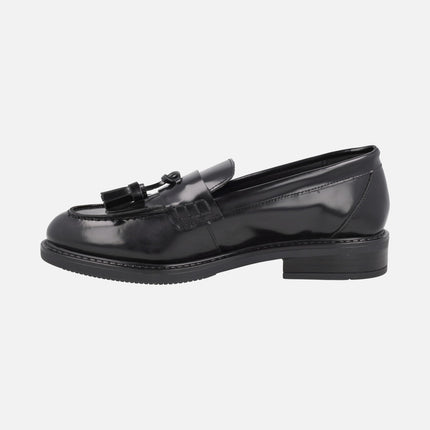 Loafers for women with tassel decoration in florentic leather