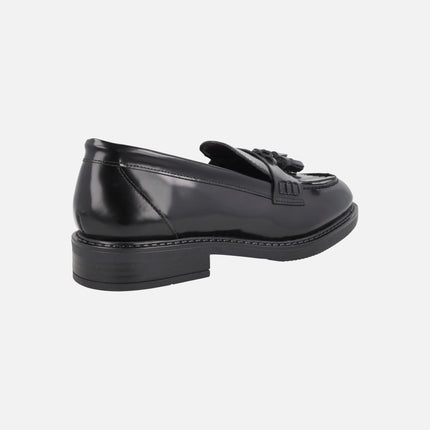 Loafers for women with tassel decoration in florentic leather
