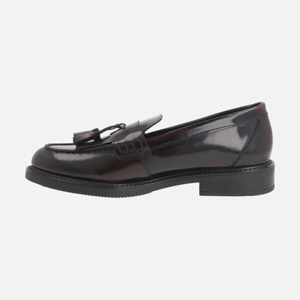 Loafers for women with tassel decoration in florentic leather