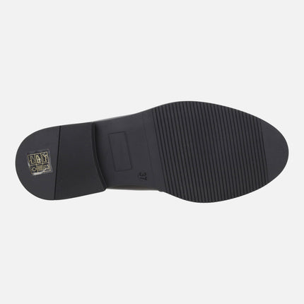 Loafers for women with tassel decoration in florentic leather