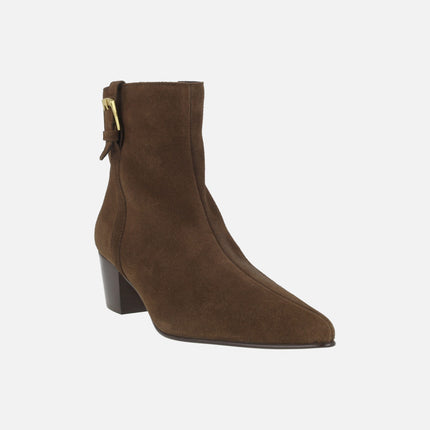 Ankle boots for women in brown suede with buckle decoration