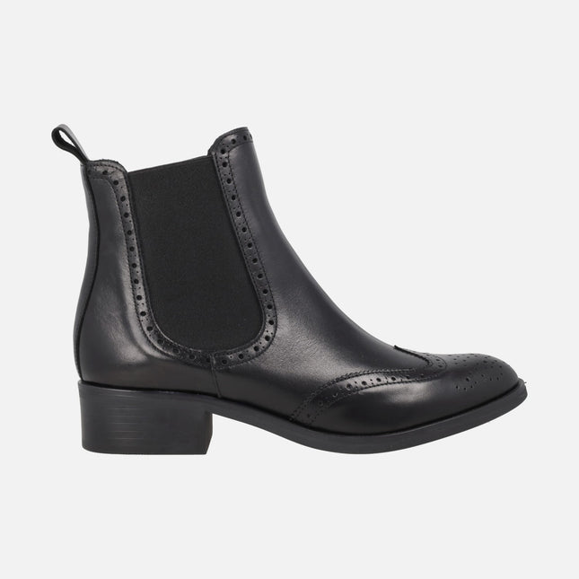 Botines negros de piel para mujer estilo chelsea con picados